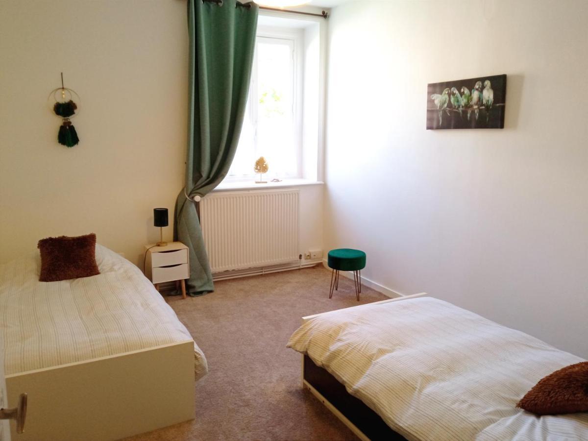 Au Pied Du Beffroi Apartment Arras Bagian luar foto